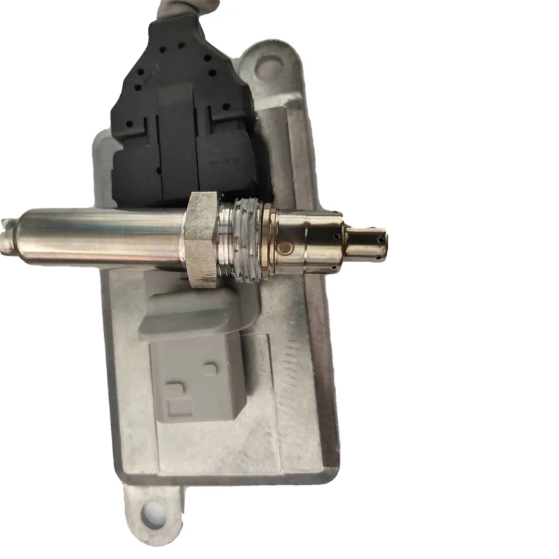 5WK96717A 21986358 24V Nitrogen Oxide NOX Sensor for Volvo Truck FH FM 500