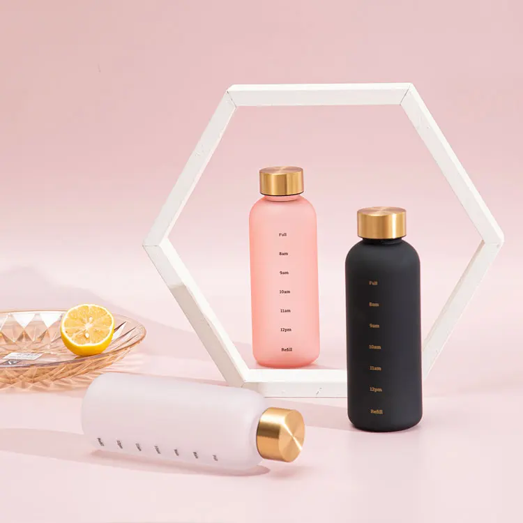 Factory wholesale low price 1000ml 32 oz motivational frosted  water bottles high quality plastic water bottle