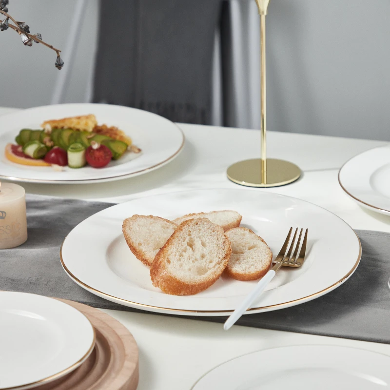 P&T Horeca Customized dinner ware gold rim dinner plates for hotel purpose fine bone china personalized ceramic plates