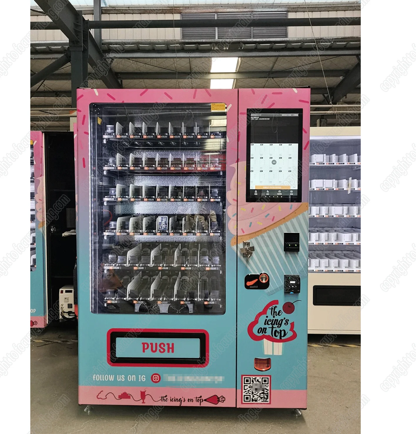 FOCUSVEND Cotton Candy Vending Machines for Sale Supports Customization