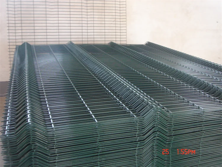 High quality pvc coated 3D curved welded wire mesh fence 3d welded galvanized fence panel