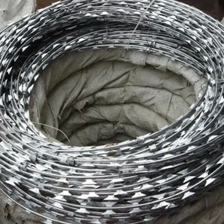 Galvanized concertina coil manufacturer/cross type razor barbed wire