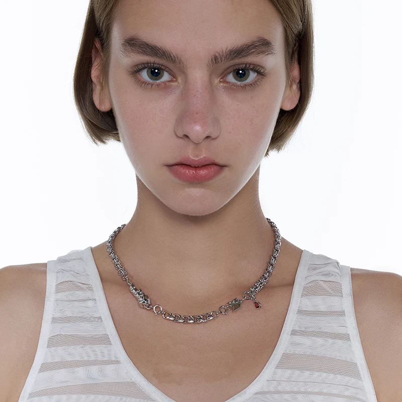 Necklace Ruby 18k White Gold  2021 New Trendy Symbol   Interlocking Elements Stitching Clavicle Necklace