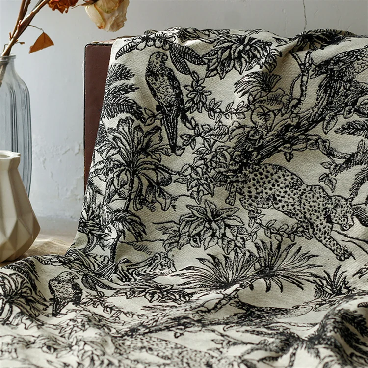 30 cotton 70 polyester Plain Black And White Jungle Wind Yarn-dyed Plant And Animal Thick Polyester-cotton Jacquard Fabric