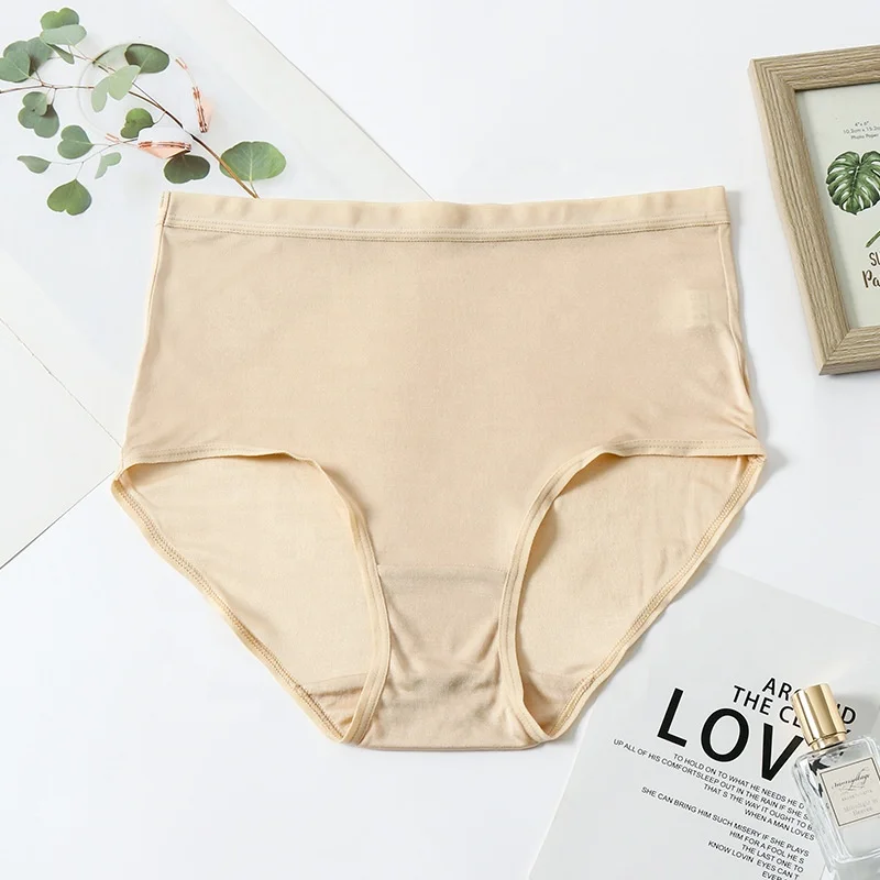 Birdtree 100% Natural Silk Invisible Panties Women Seamless Briefs Female Underpants Underwear High Rise Solid Comfy U34808C
