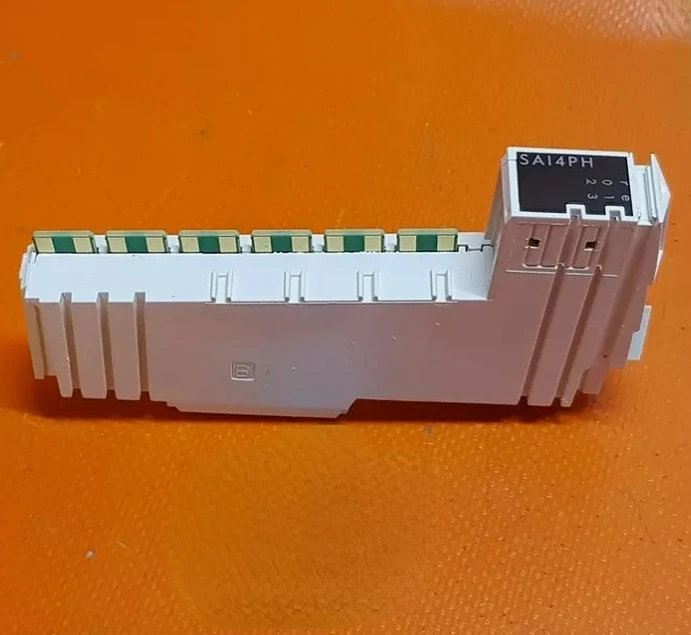 Новый Электрический аналоговый вход TM5SAI4PH Modicon