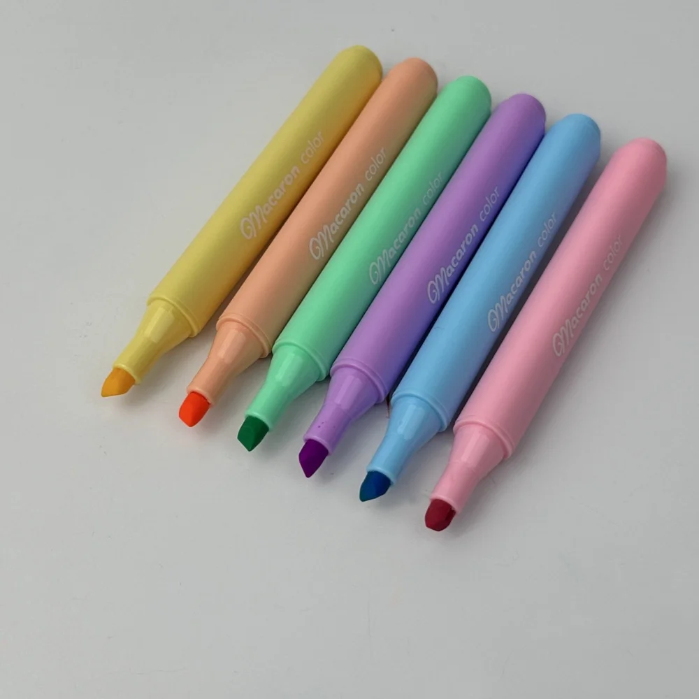 Customizable Macaron Colored Highlighter Chisel Tip Triangle Pen Holder Large Capacity Quick Dry Marker Pen 6-color set