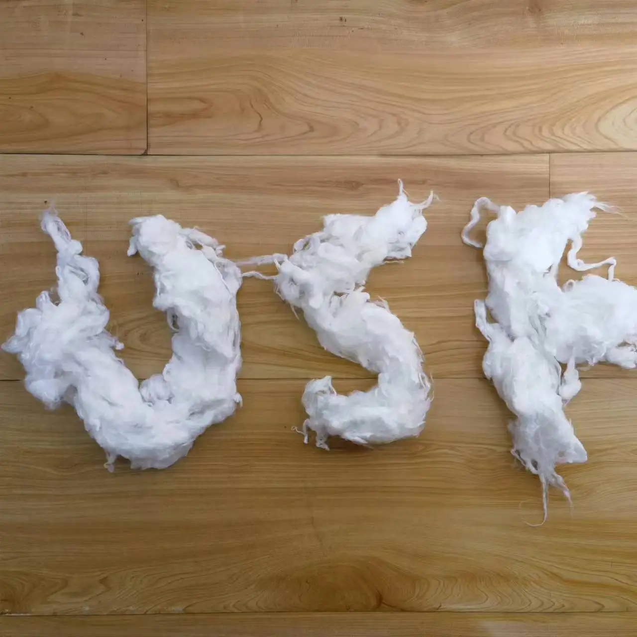 Hot selling flame retardant viscose rayon fiber 3.3 Dtex 60 MM