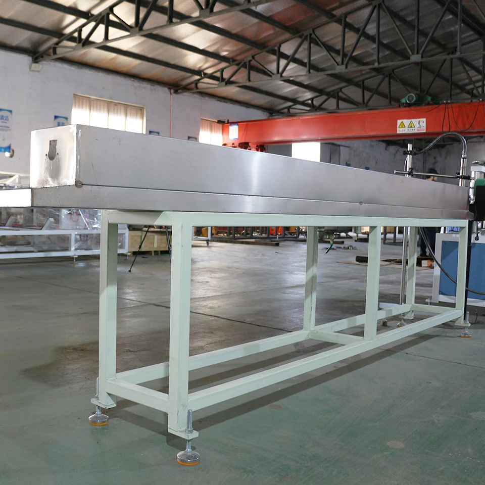 electric plastic injection machine and plastic extrud machine likewise hose machine make