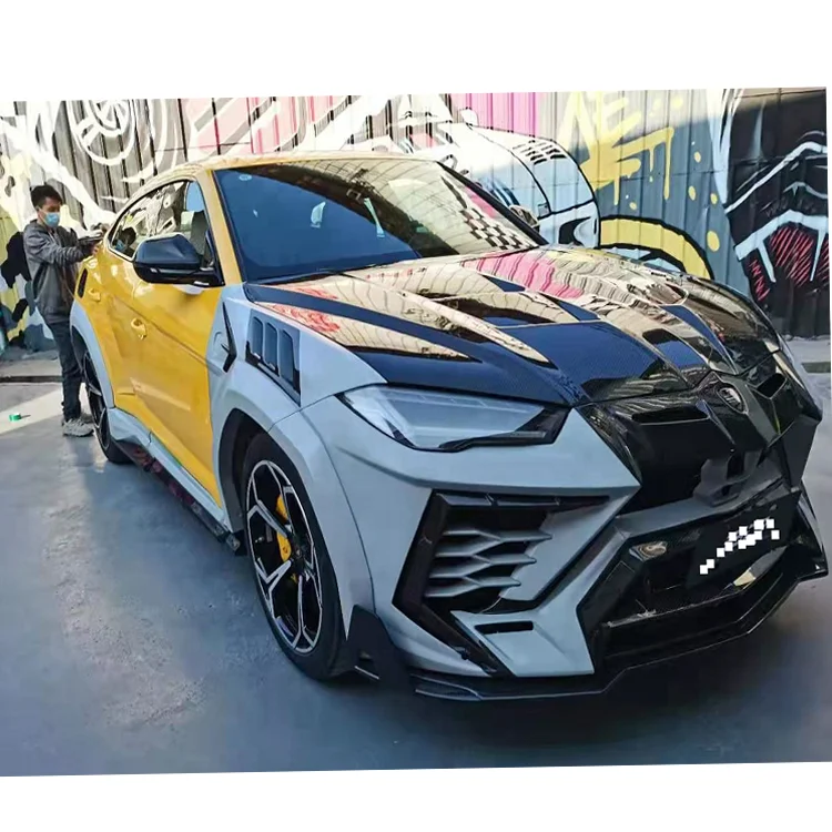Комплект из углеродного волокна подходит для Lamborghini URUS Half