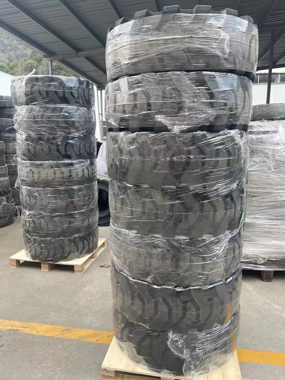 Solid Wheel Tire for Forklift Steer Wheel Loader