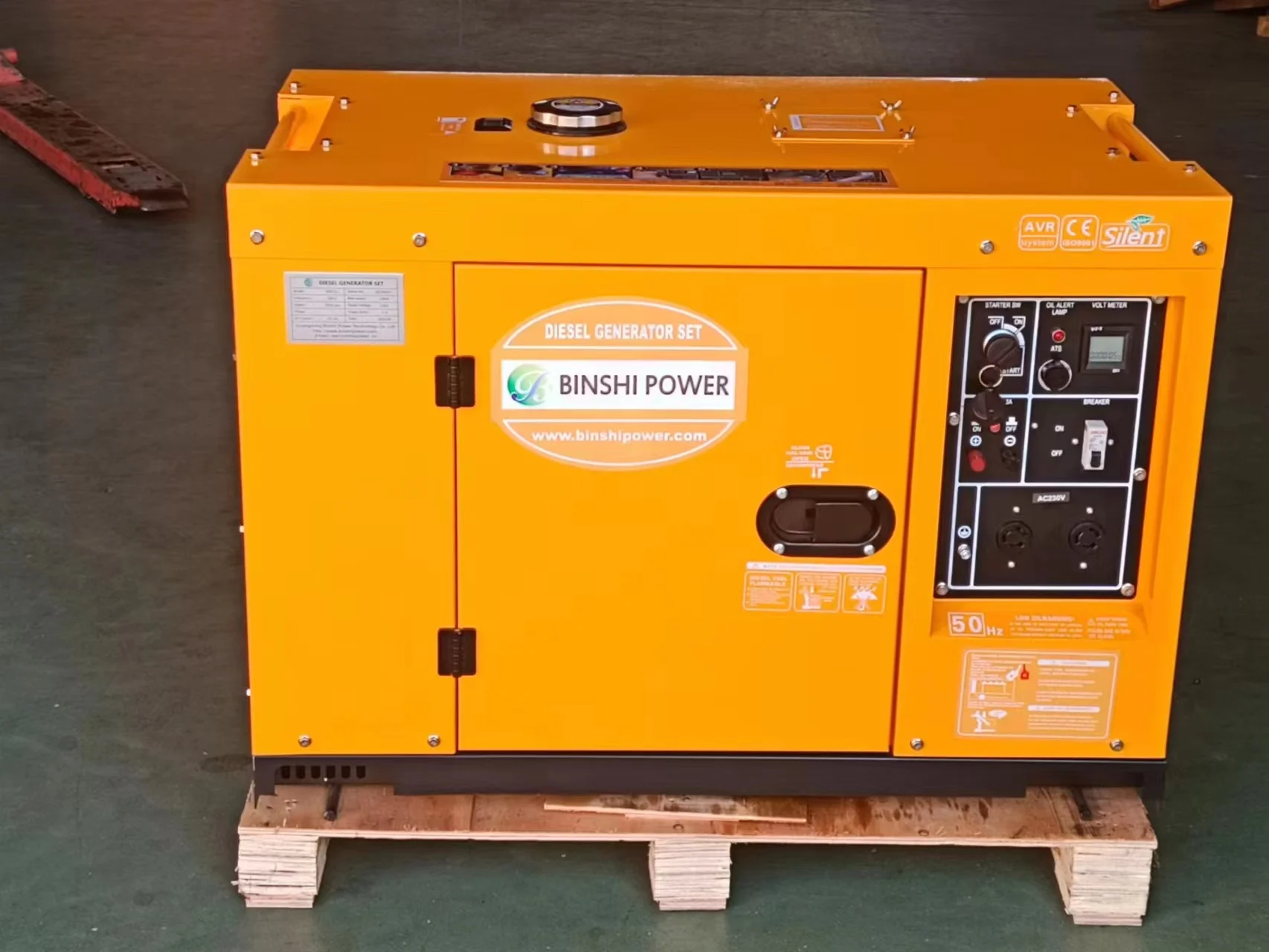 7.5KW  Manufactory  Customized quiet diesel Generator  for domestic use generator