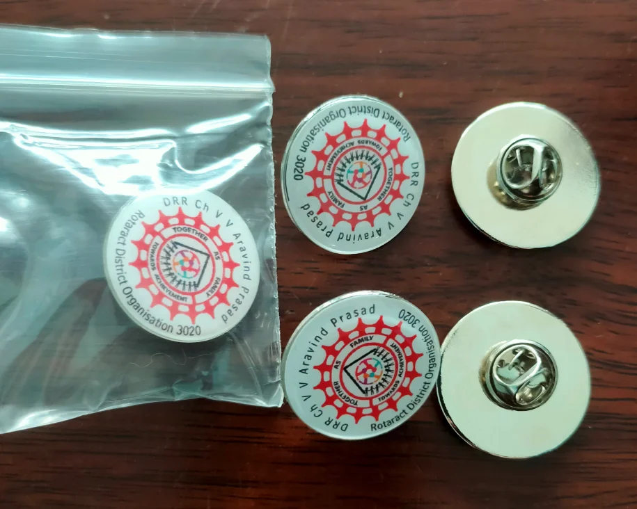 
25 mm round glitter indian blank and printed letter school or company metal pin holden badges 