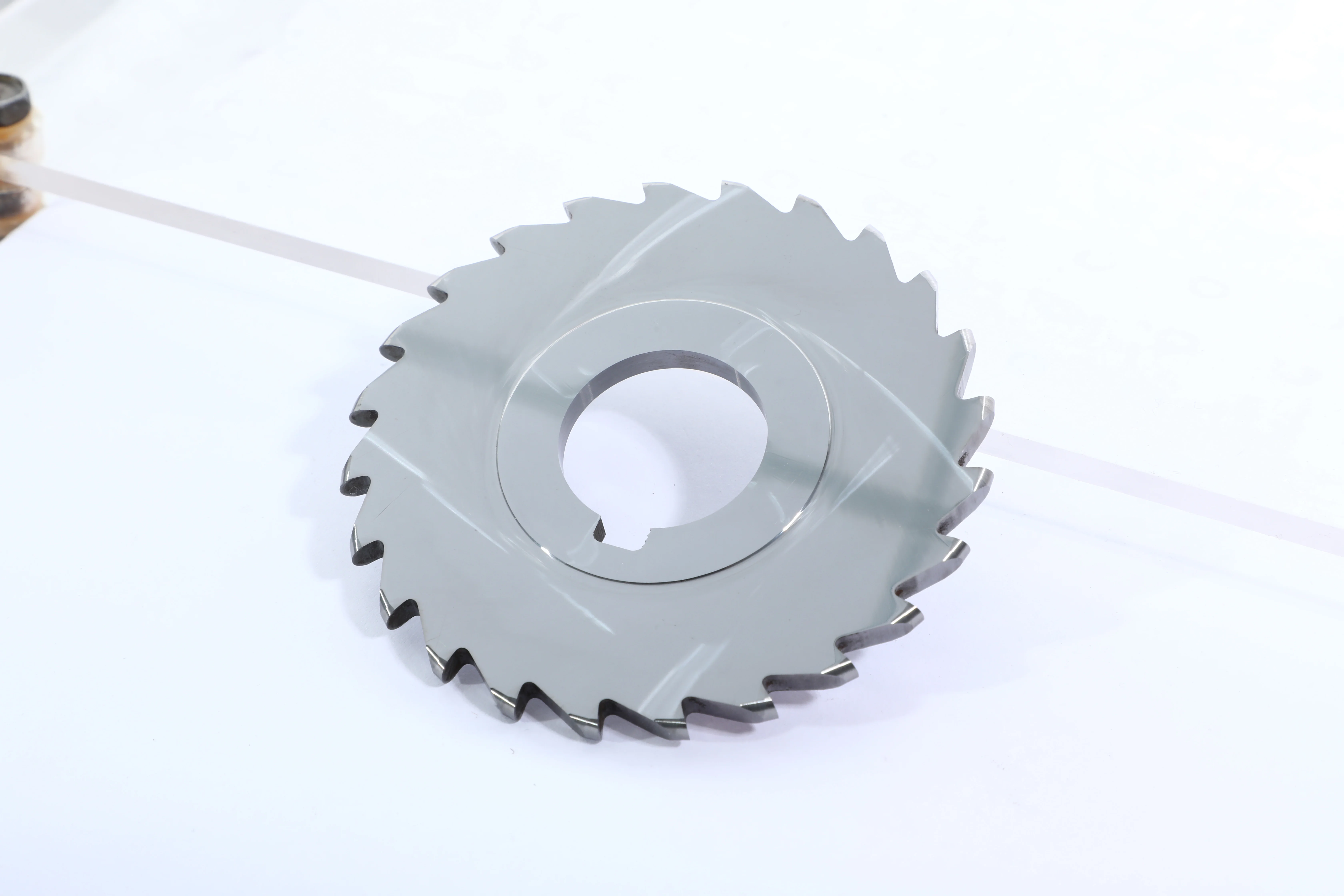 Professional Factory Solid R-Type Outer Circular Saw Blade Hard Alloy with Steel Carbide Industrial Grade Customizable
