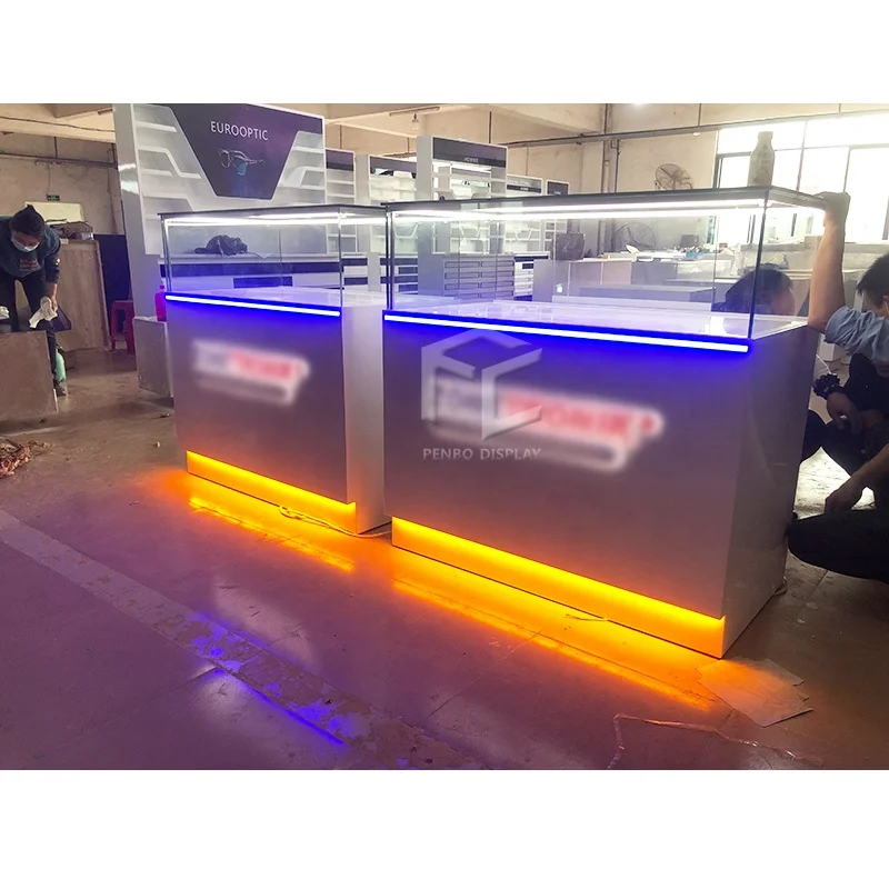 Wholesale Custom Dispensary Smoke Shop Showcase Counter Cabinets Led Retail Display Showcase Tobacco Smoke Shop Store Fixture