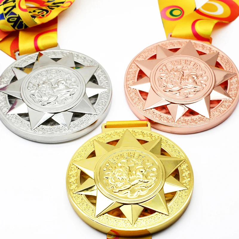 High Quality Metal Craft OEM Custom Medalla Matt Gold Medal With Crown