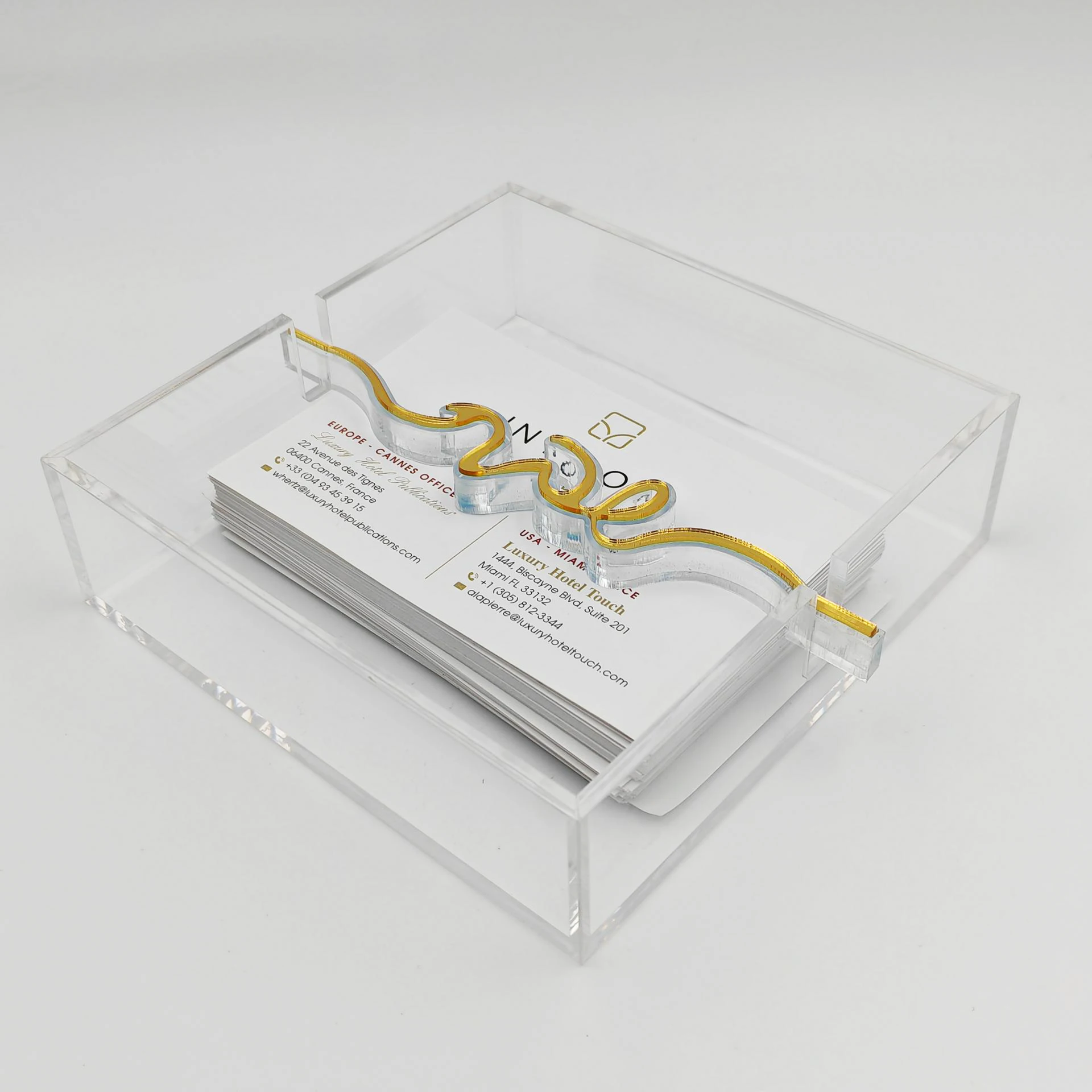 Clear Table Towel Holder Flat Napkin Holder Acrylic Guest Tissue Clear Beverage Napkin Holder Square Rectangle for Dinner