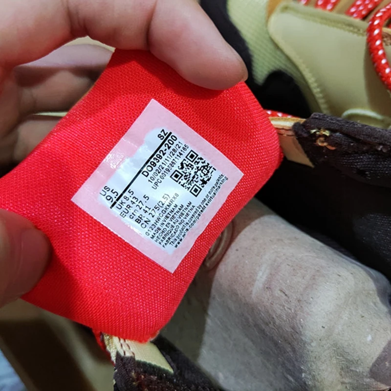 2022 Max 1 X Travis Cactus Jack Brown Authentic Running Shoes TS Retro Outdoor Sneakers Sports Trainers with box