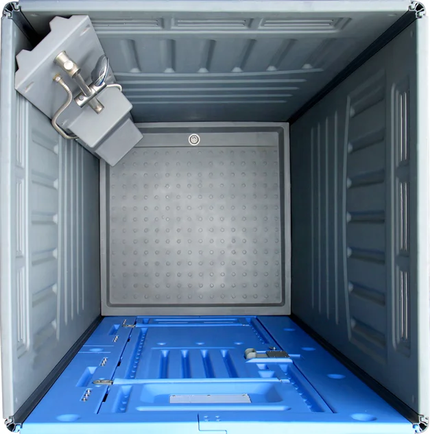 Shower room with multiple uses of Chinese manufacturers exclusive outdoor bathrooms and portable