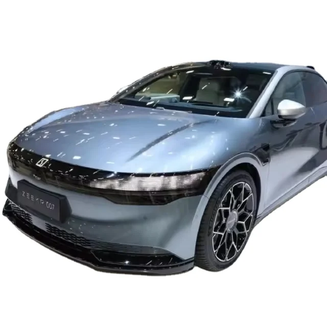YK MOTORS 2024 модель ZEEKR 007, чистый электрический автомобиль среднего размера, двухмоторный передний и задний Новый энергетический автомобиль