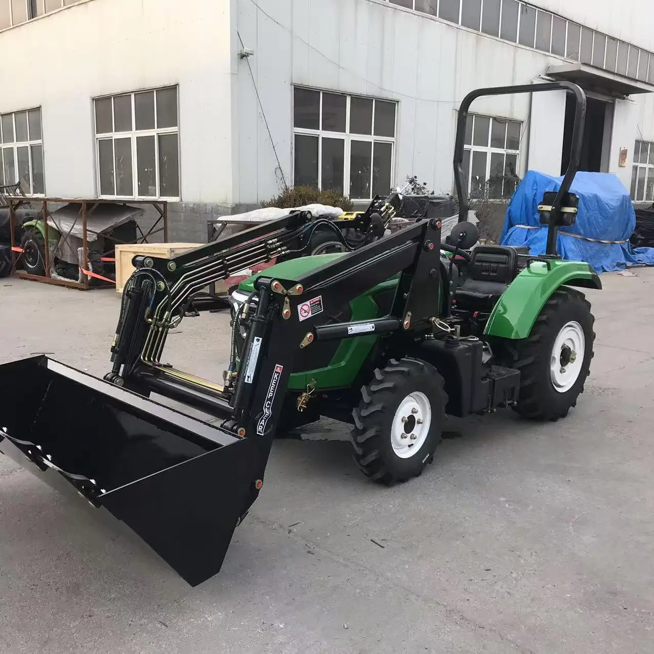 Small Agricultural Tractor 50-140HP Diesel Engine Featuring Core Components Pump Gearbox Gear Various Models Available