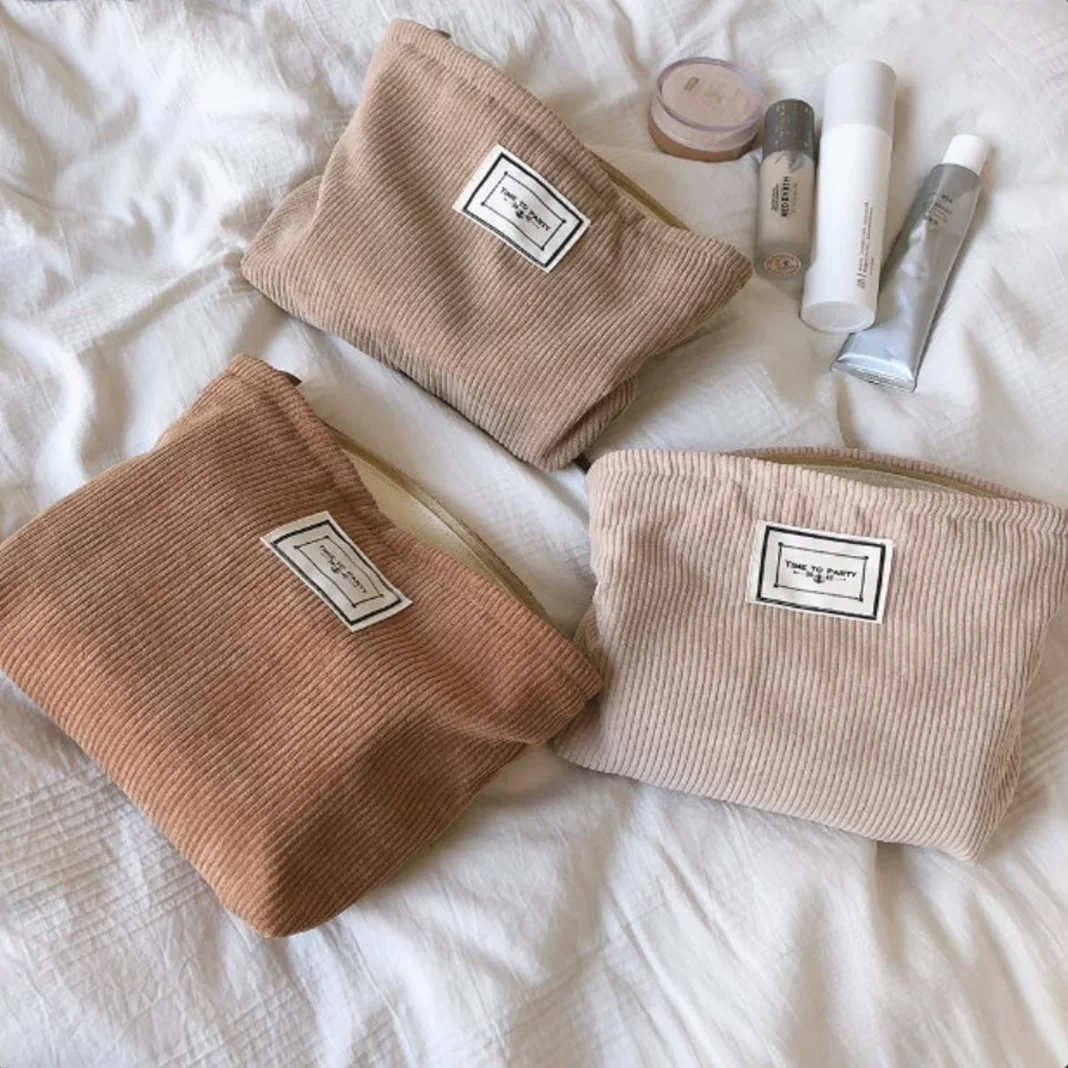 Soft Corduroy Velvet Beige Zipper Large Capacity Cosmetic Bag Clutch Bag Personalized Makeup Bag Pouch