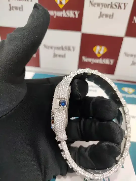 Luxury Fashion Handmade VVS Clarity Moissanite Diamond Watch Fully Iced Out Wrist Watch at Cheap Price