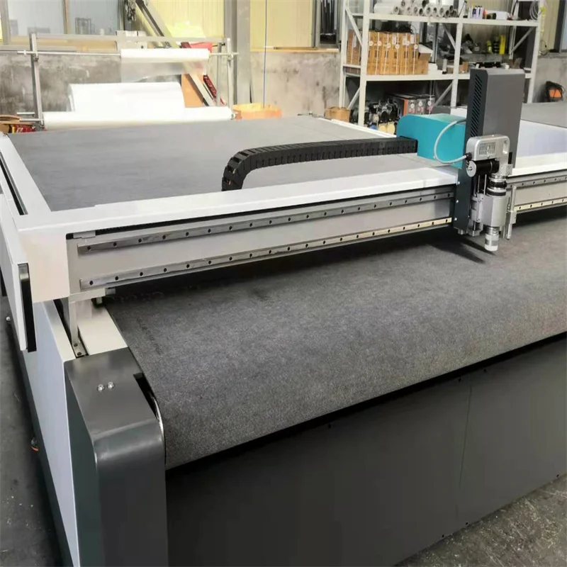 Good Quality Fabric Leather Foam Car Mat CNC Router Oscillating Knife Cutting Machine for Sale
