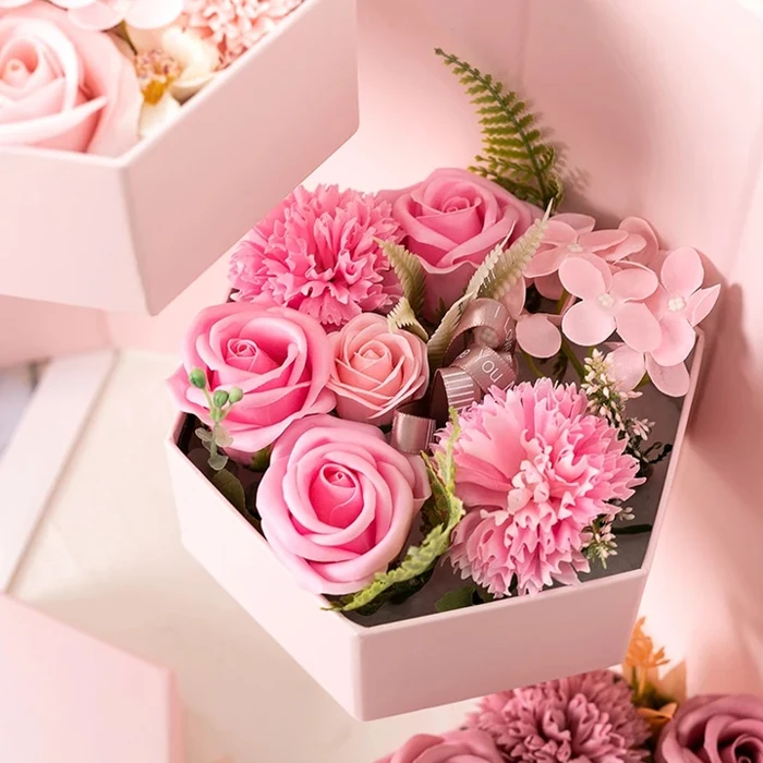 wholesale luxury flowers cardboard boxes 2020 rose love preserved flower bouquet box packaging rose flower boxes for bouquets