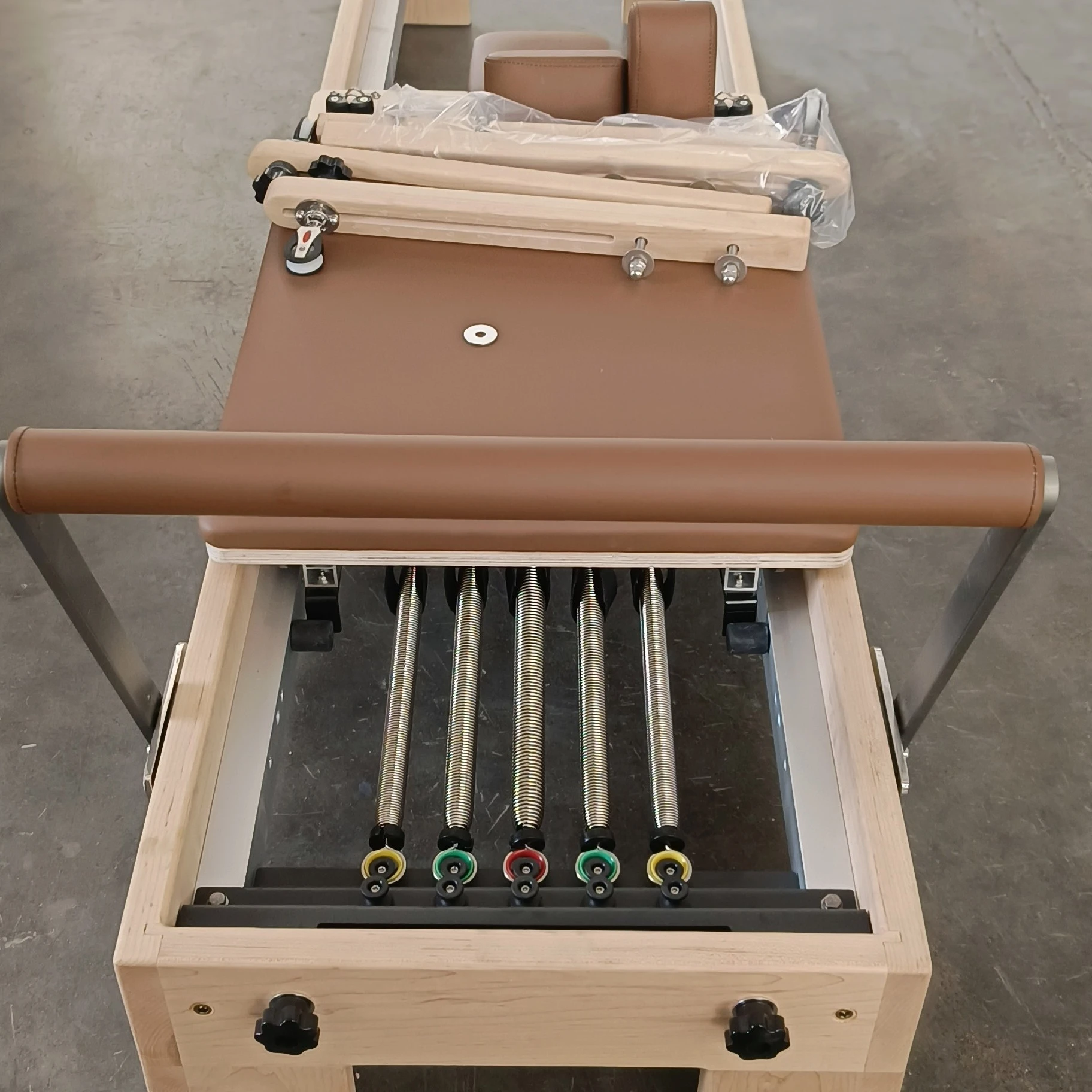 High Quality Maple Wood Pilates Reformer  Gym Fitness Equipment Pilates Cadillac Reformer