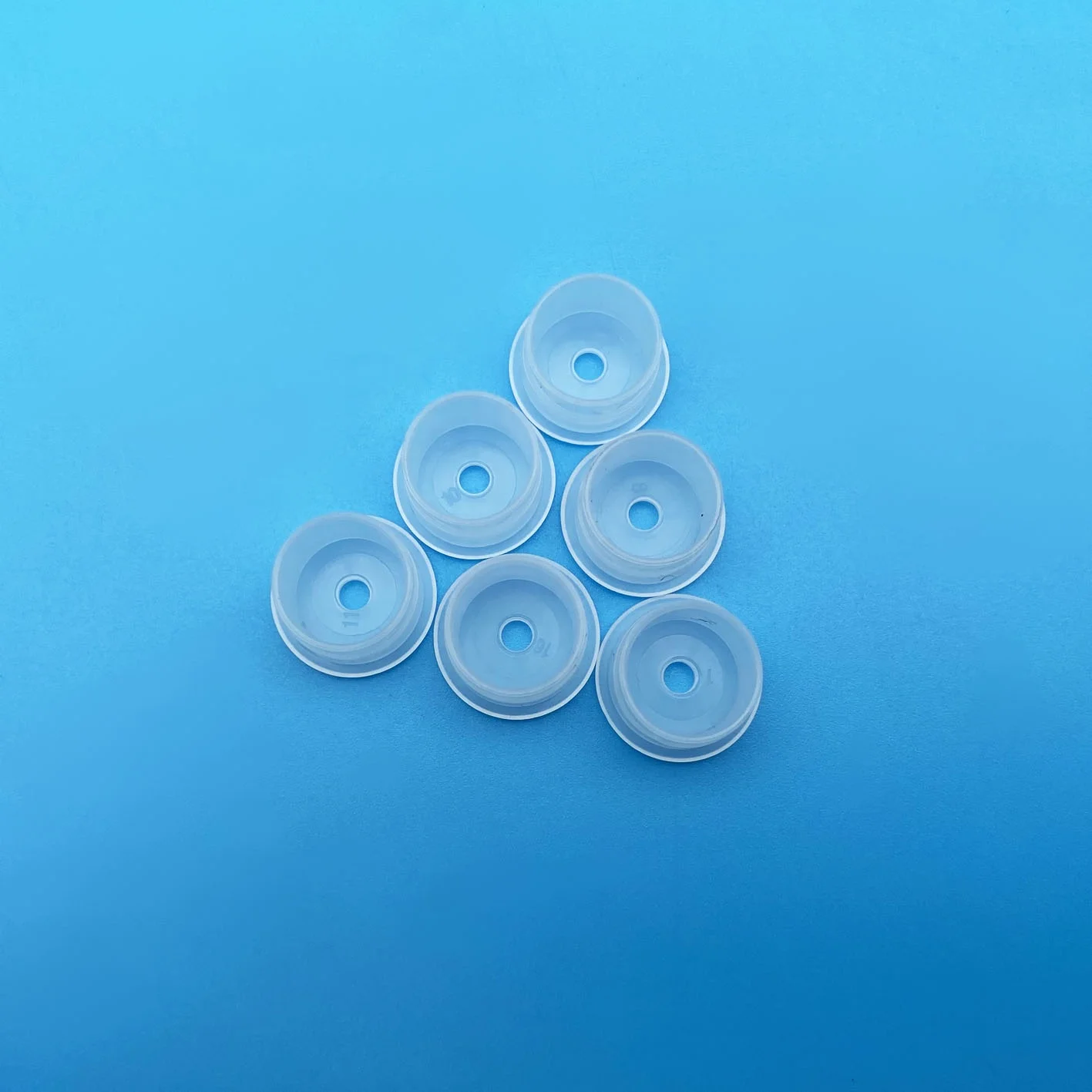 Bulk Hole Dispensing Bottle Insert 18 MM Bottle Mouth Plastic Bottle Leakage Prevent Plastic Inner Plugs