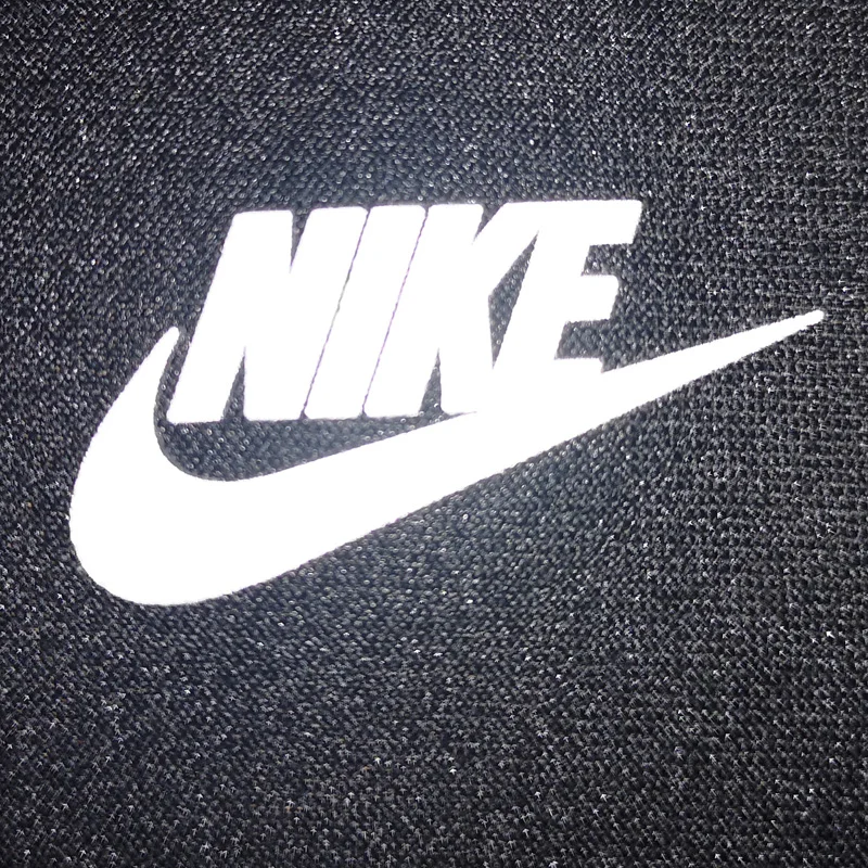 Пластиковые светоотражающие наклейки с напечатанным экраном логотипом на заказ