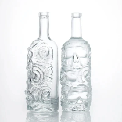 Custom Creative Fancy Glass Wine Bottles Decorative Medusa Skull Liquor Vodka Glass Bottle with Cork Stopper