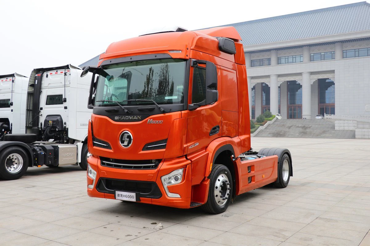 Loading capacity 30tons 4x2 diesel 430hp 6 cylinders euro 6 engine six wheeled 315/80r22.5 tires A/C ABS 12MT tractor head truck