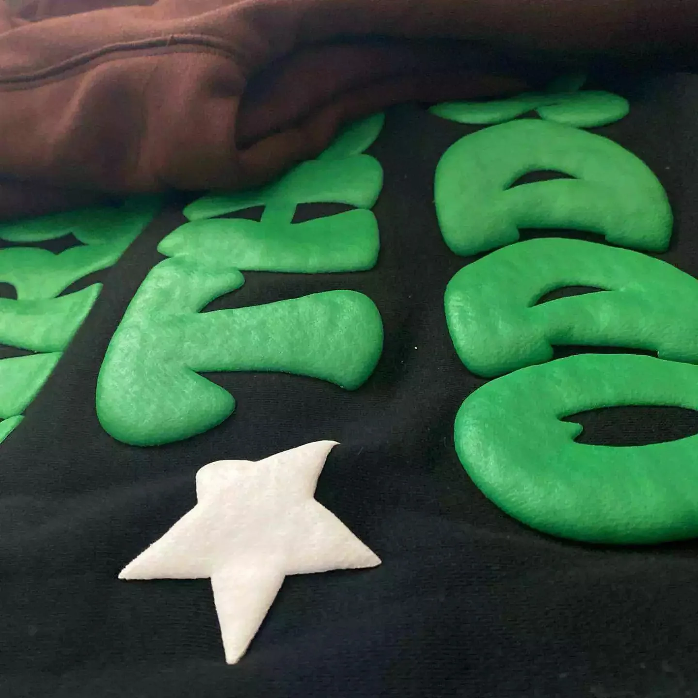 Custom Wholesale Puff Druck Pullover Oversized For Men Heavyweight Sweatshirts Manufacturer 3D Thick Puff Print Hoodie