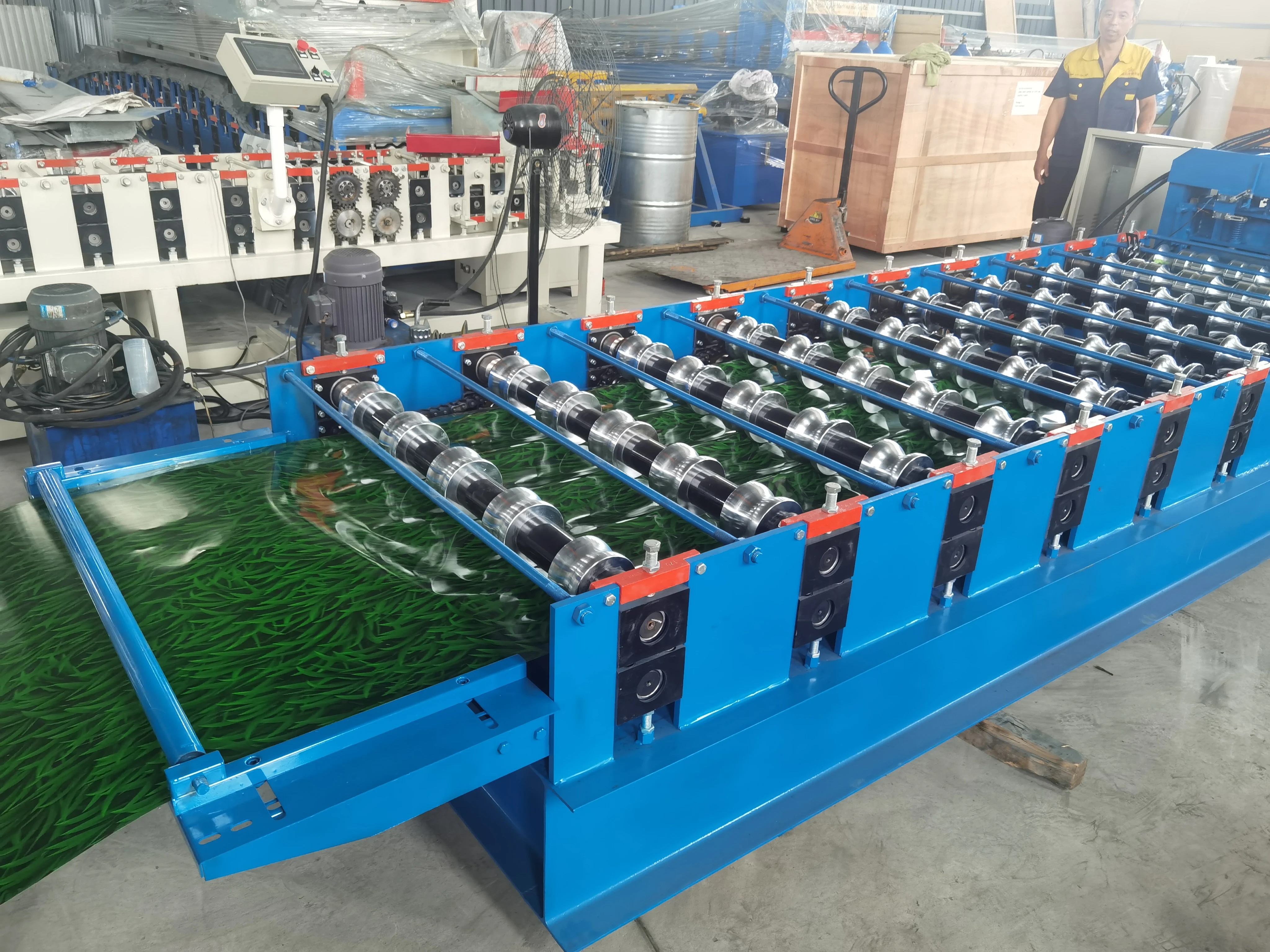 latest design automatic building material single layer step nigeria metcopo tile roll forming machine manufacturer