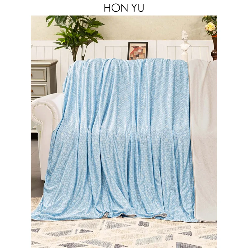 Cooling Throw Blanket with Arc-Chill Q-Max >0.45 Cool Fiber Ultra Cold Breathable Blanket for Hot Sleepers