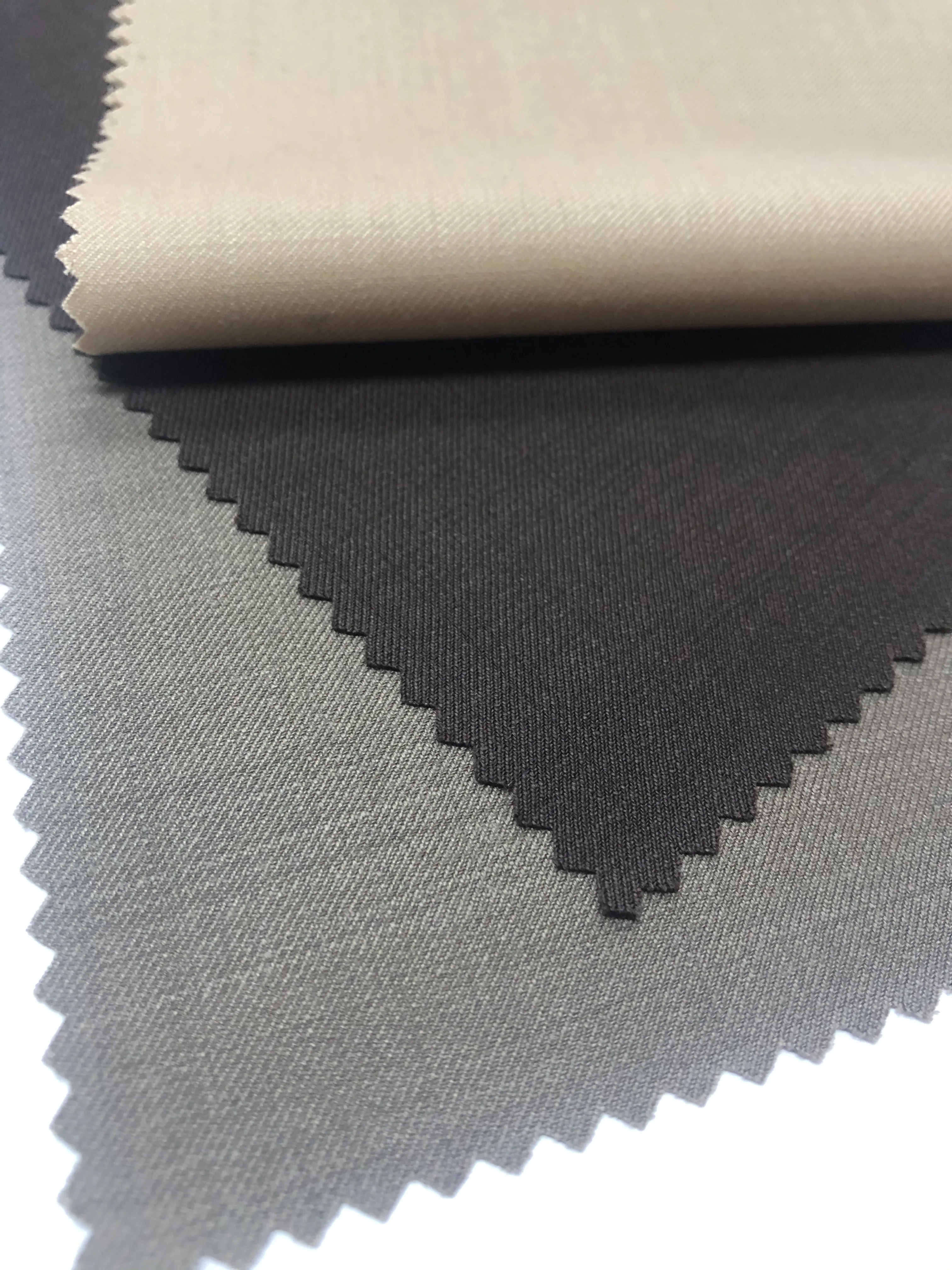 Легкие цвета саржевого переплетения, простые, в наличии, 50% Мериносовая Шерстяная Смесь, мужские костюмные ткани на китайском заводе