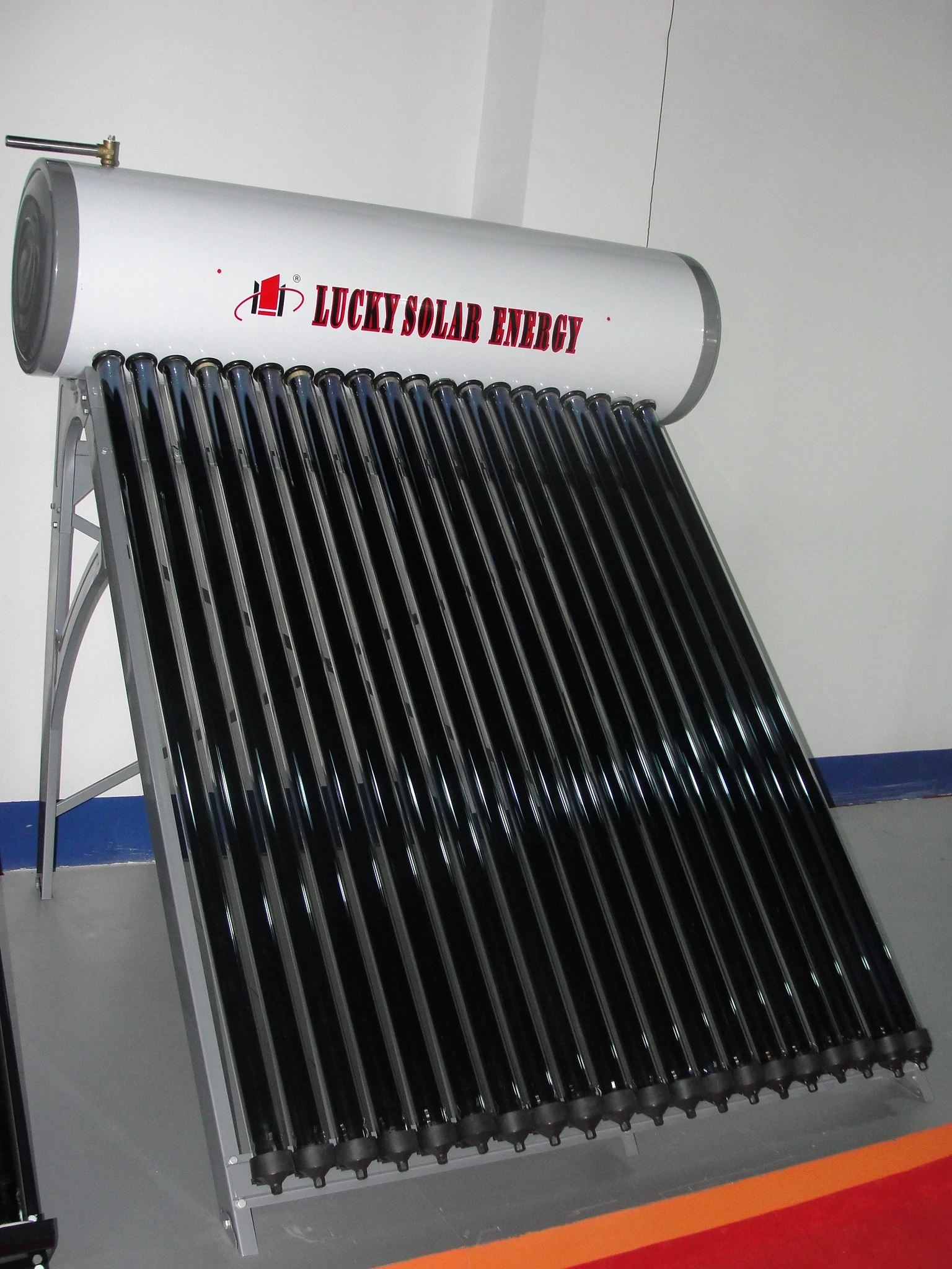 Sola Water Heater, Compact Solar Water Heater, Vacuum Tube Solar Water Heater