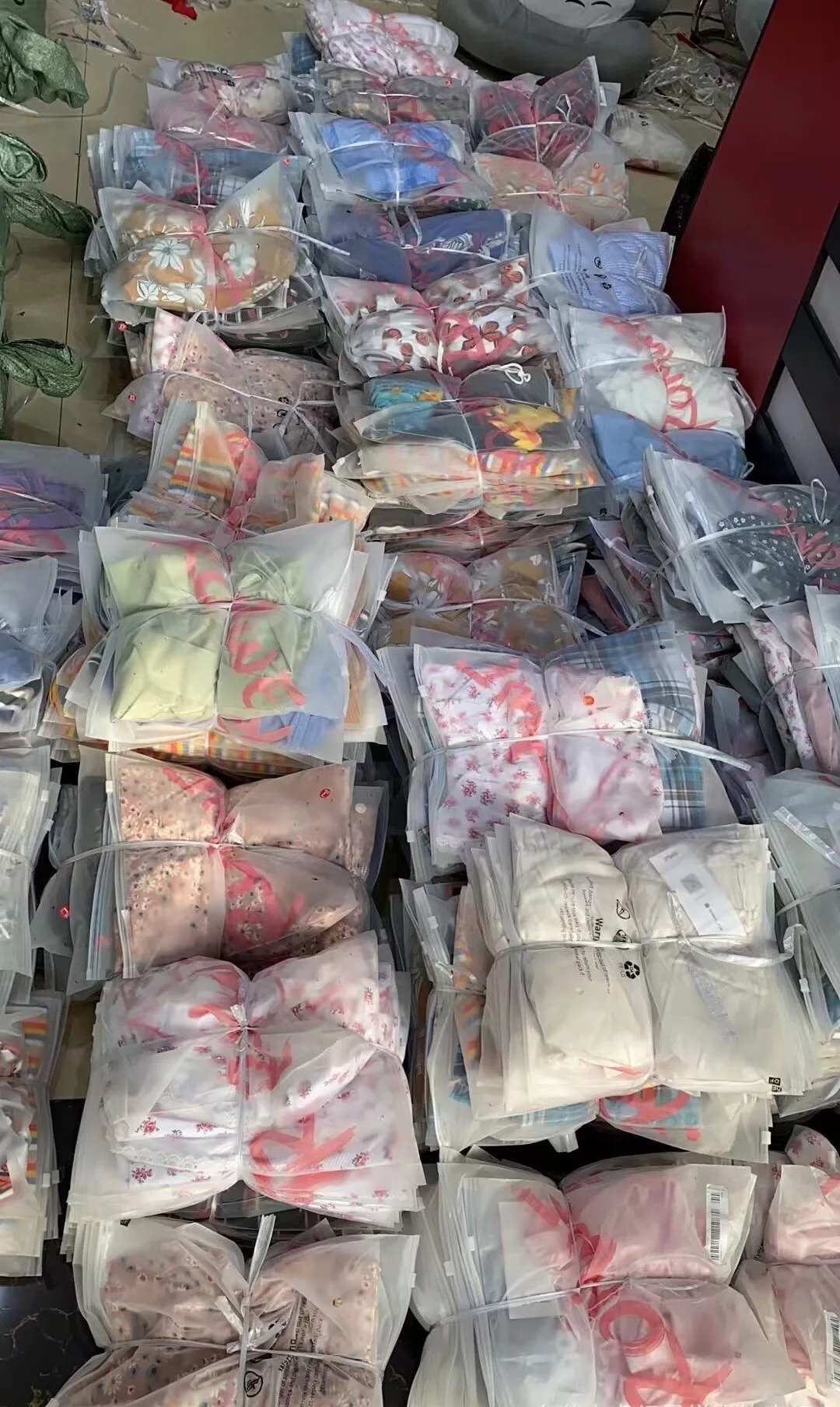 2022 Wholesale Fashion Bulk Buy Bales Of American Clothes Brand New Clothes Bale Mix Top Romwe Dress