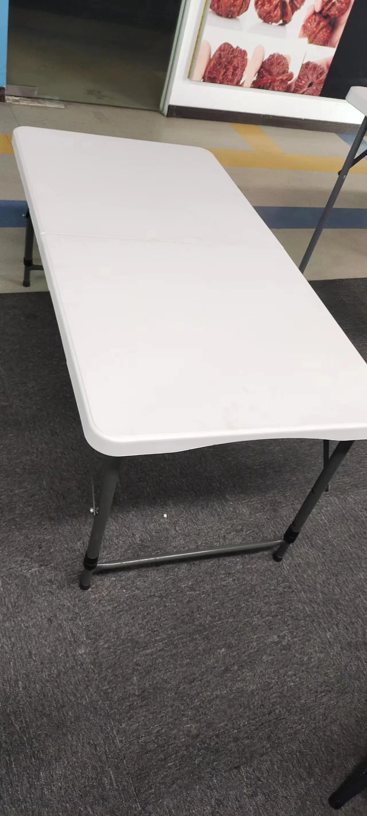 Открытый пластиковый складной стол/HDPE пустой стол с ножками из нержавеющей стали/длиной 122 см 4 фута популярный размер под открытым небом