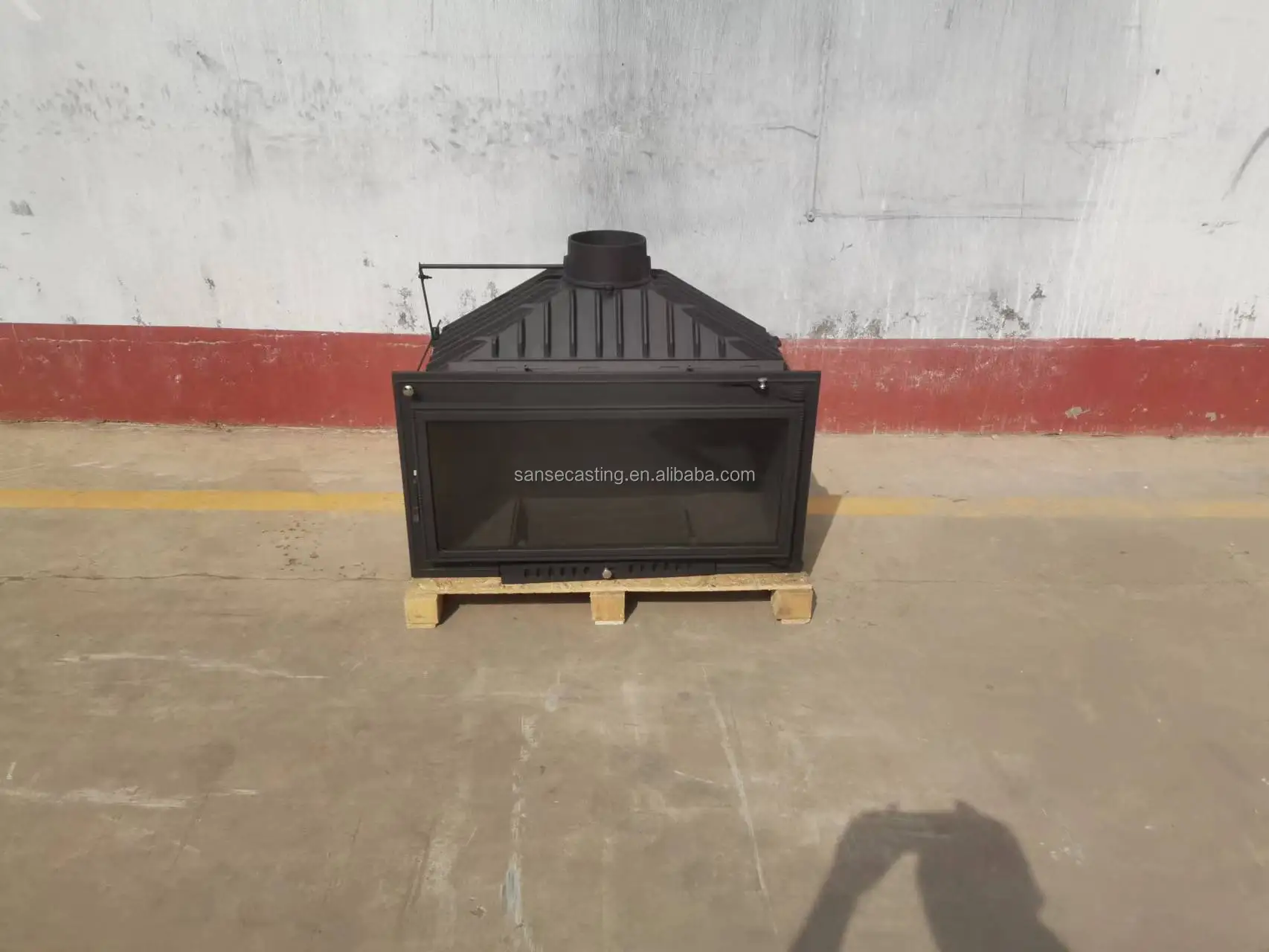 China Factory Direct Hot Selling Cast Iron Wood Burning Heating Fireplace (BSC326)