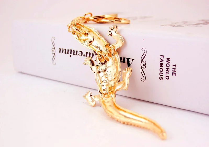 Environmental Protection Metal Zinc Alloy Gold Plated Animal Crocodile Gator Pendant KeyChain With Key Ring