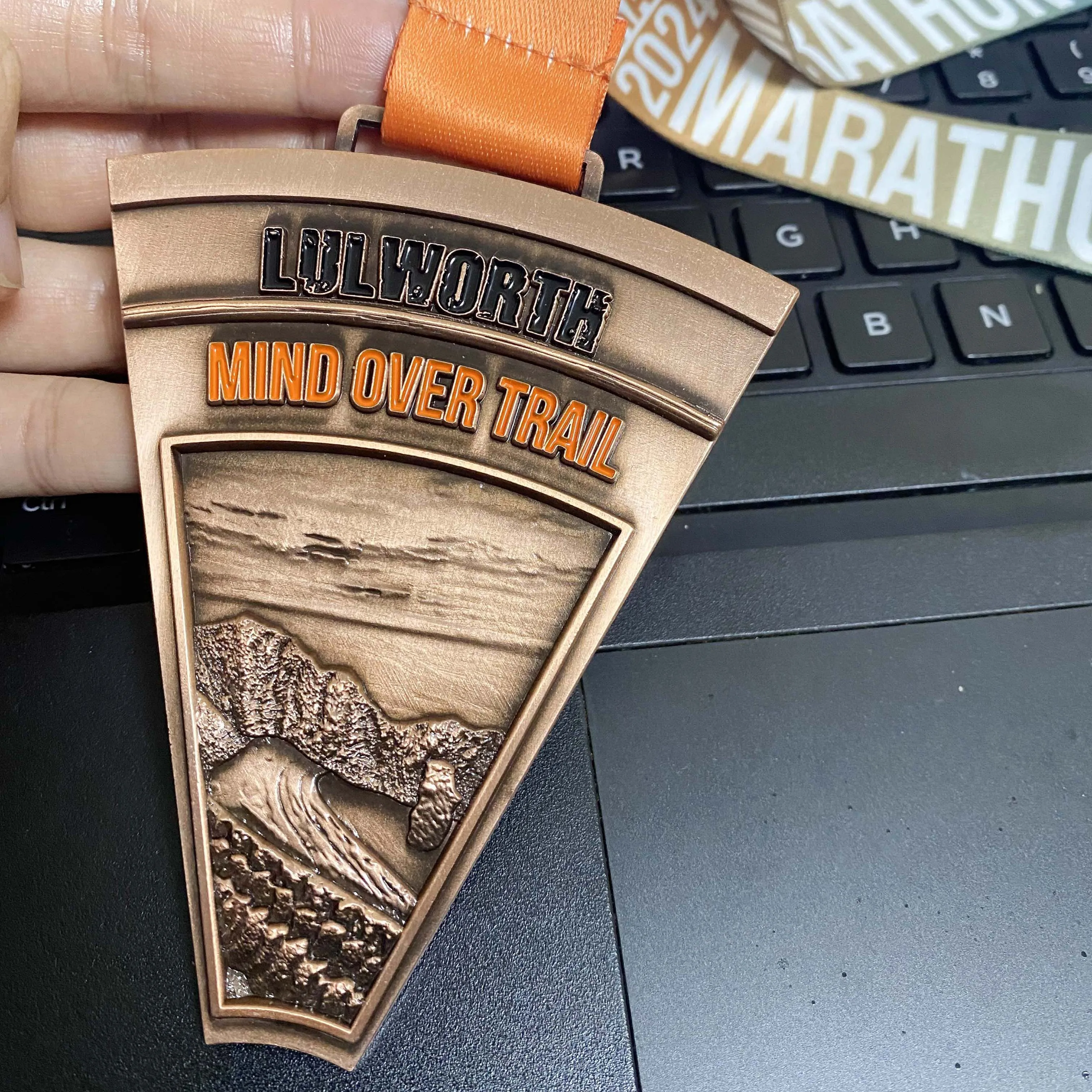 Wholesale Silver Plating 3D Trail Run Medal Sport Medallion Medal Custom Medals