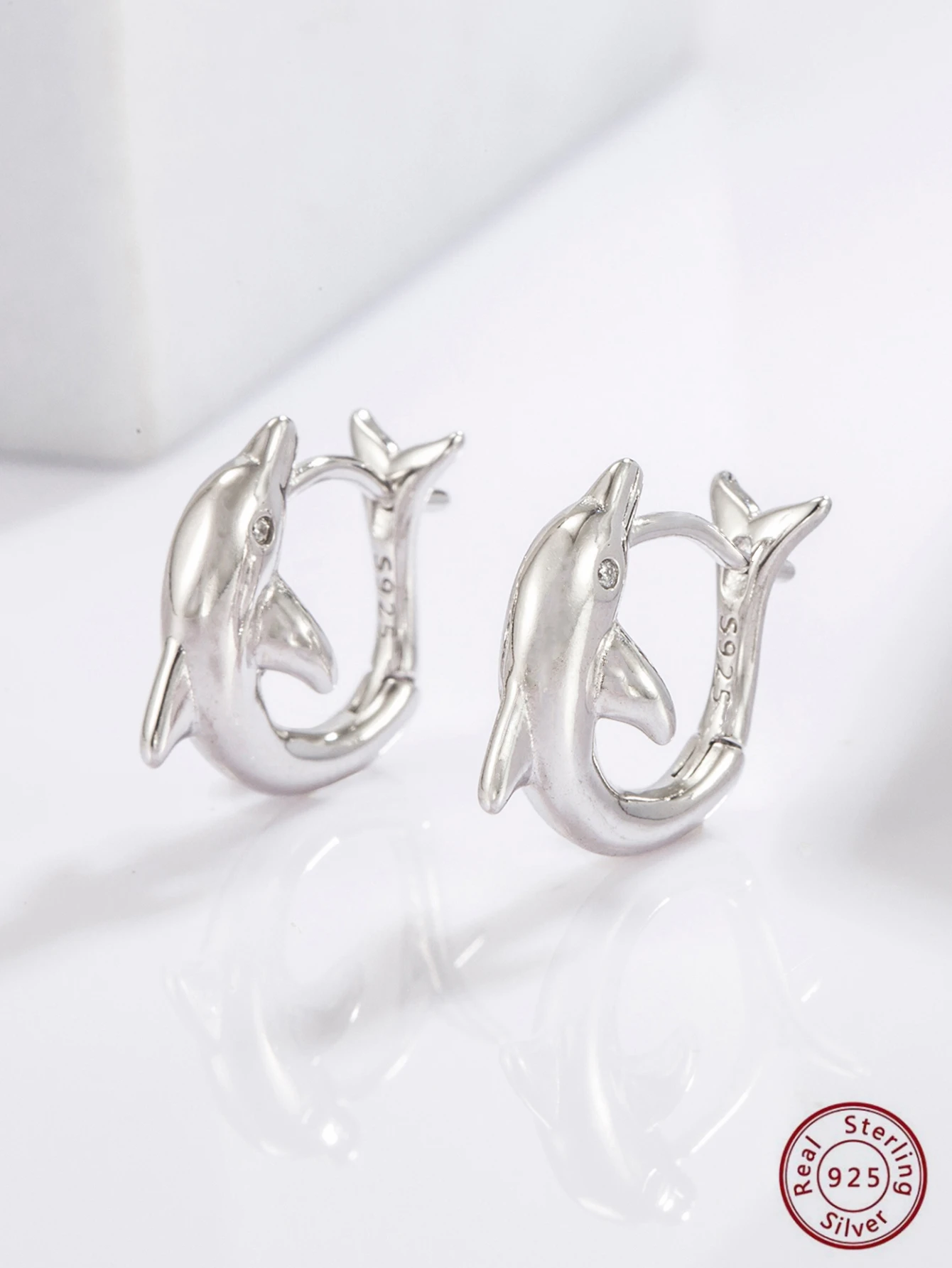 High Polish 925 Sterling Silver Dolphin Huggies Hoop Earrings Fine Jewelry Women Animal Earrings For Women Cute Girls