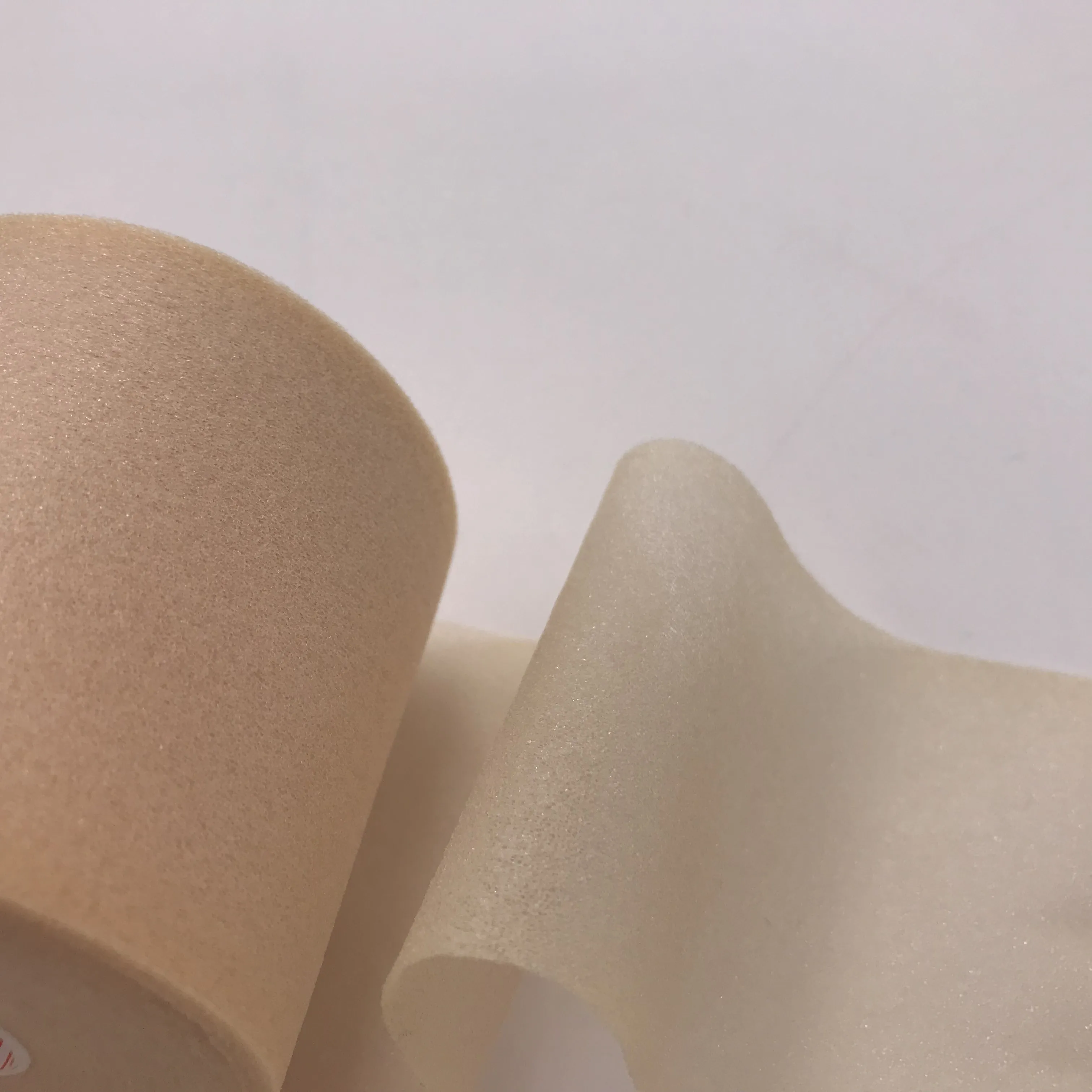 Professional Breathable Soft Foam Bandage Without Adhesive Sponge Under Wrap Pu Foam Bandage with High Elastic
