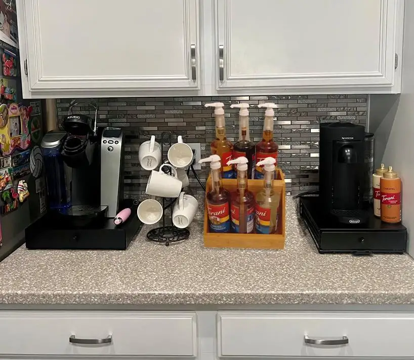 Coffee Syrup Rack (6).jpg