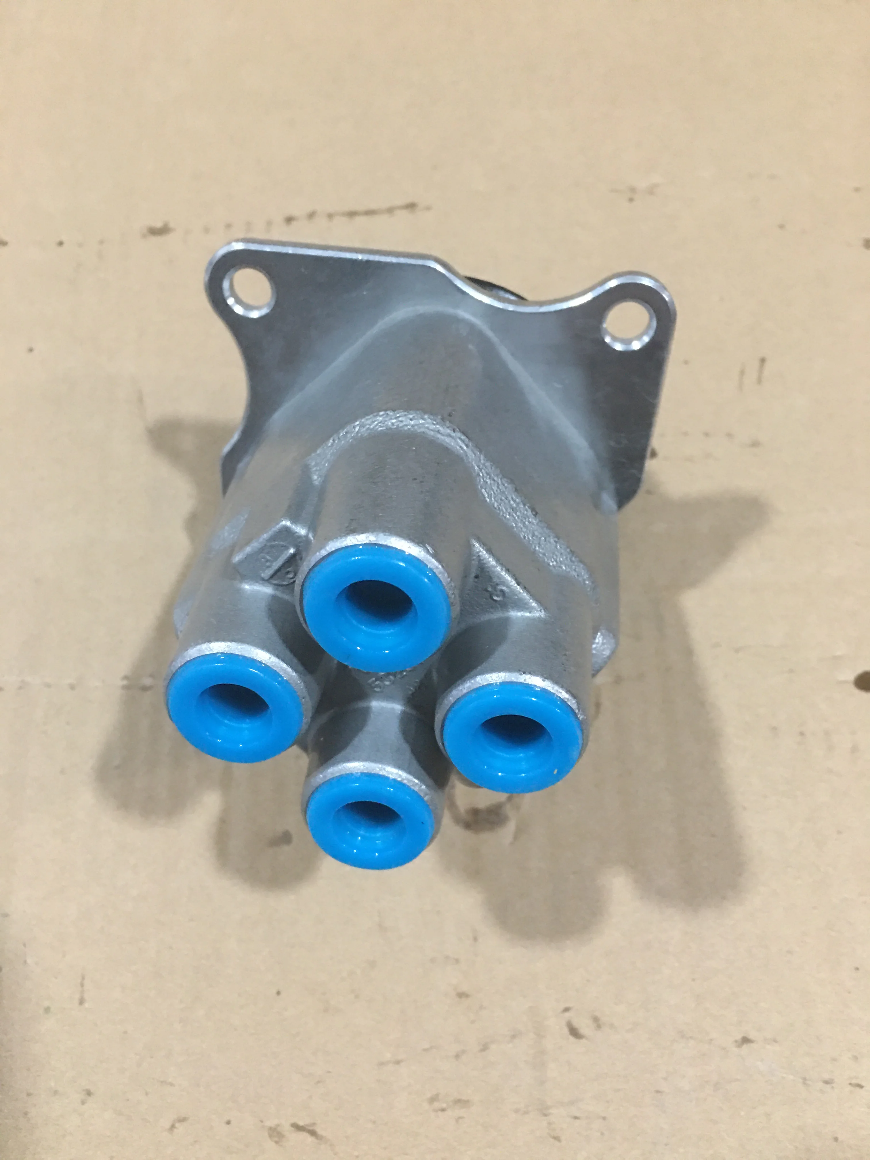 Pilot Valve 702-16-01180 702-16-01022 702-16-03530 702-16-04290 702-21-07010 Solenoid Valve PPC Valve For PC200 PC300 PC400