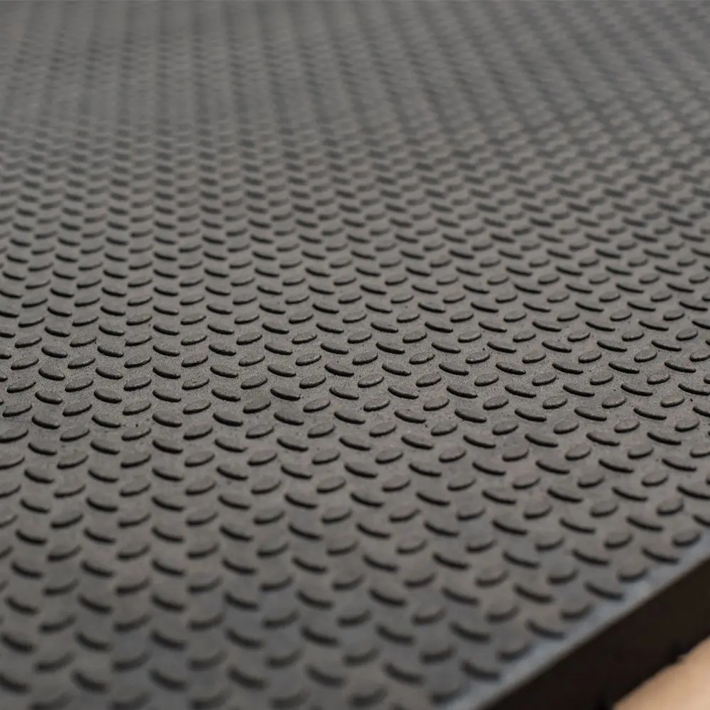 
Резиновые удобные коврики для лошадей легче и легко моются 