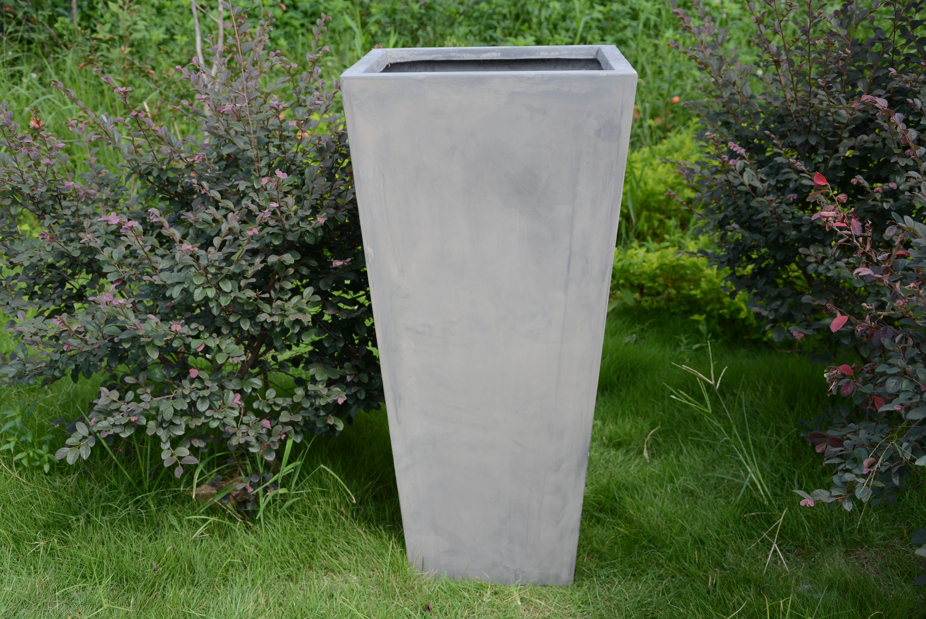 Handmade Sets of Taper Shape Cement Flower Pot with Original Green OEM Customized Europe Style POT Floor Color Plant